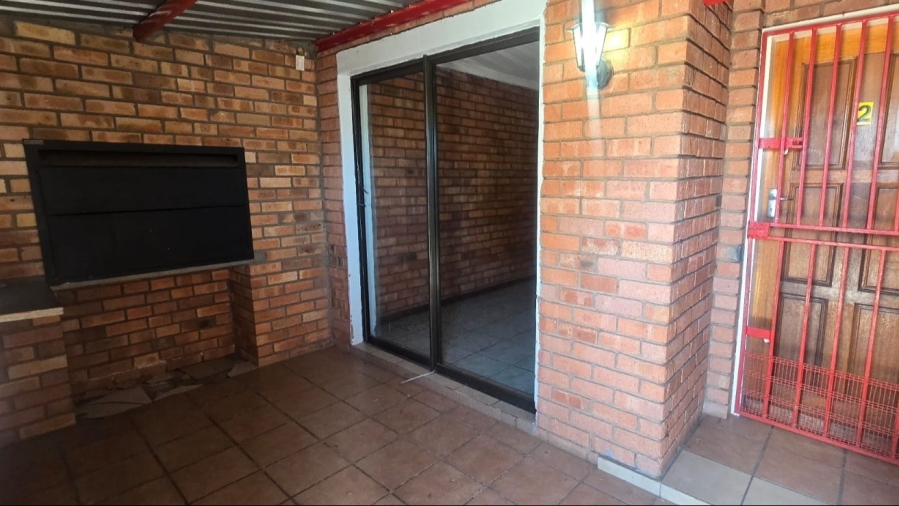 2 Bedroom Property for Sale in Koffiefontein Free State